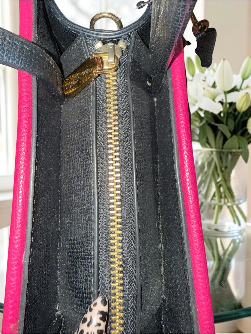 Karl Lagerfeld Paris Charline Crossbody Bag with Heart Charms LIKE NEW - Picture 14 of 16